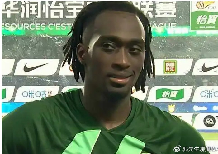 星空体育平台-26岁荷兰前锋归化国足？短期救急真管用，长远别丢了自家根|奥乌苏|本土球员|阿贾克斯足球俱乐部|荷兰足球|青训_新浪体育_新浪新闻