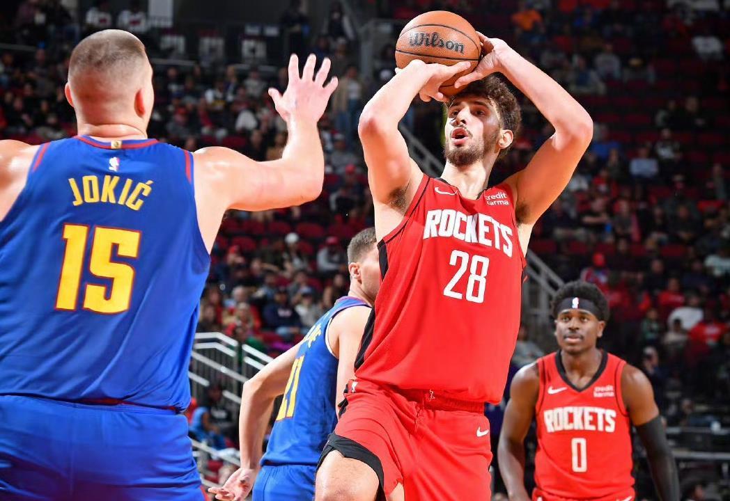 星空体育足球直播-年薪670万！13分钟4+11+2，火箭白菜价捡漏！画蛇添足变超值签约