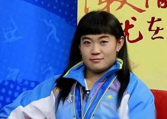 星空体育官网-体坛第一叛徒！她改洋名换国籍夺冠后称不是中国人，结局如何？|姚丽|哈萨克斯坦|马内扎|举重|教练_新浪体育_新浪新闻